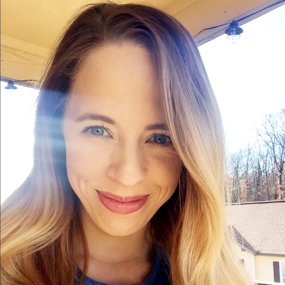 Meet your Posher, Brenna
